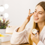 Soins de la peau : Comportements d'achat et attentes des consommateurs français en 2025 - The Beauty Analyst